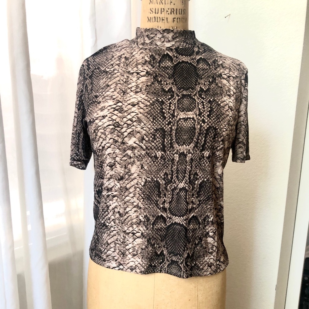 Zara short sleeve casual/nice blouse